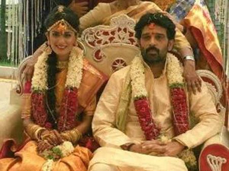 46 வயதில் நடிகையை மணந்த நடிகர் ஜே.டி சக்கரவர்த்தி