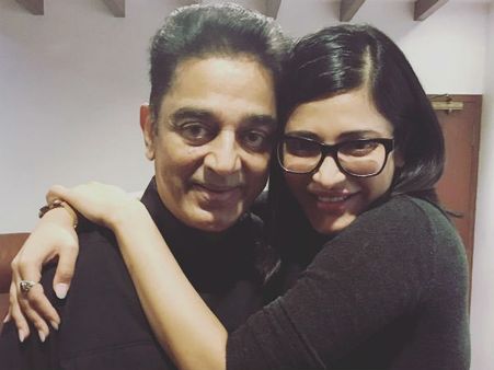 எங்க டாடி தான் ரொம்ப ஸ்டிராங்: ஸ்ருதி ஹாஸன் பெருமை