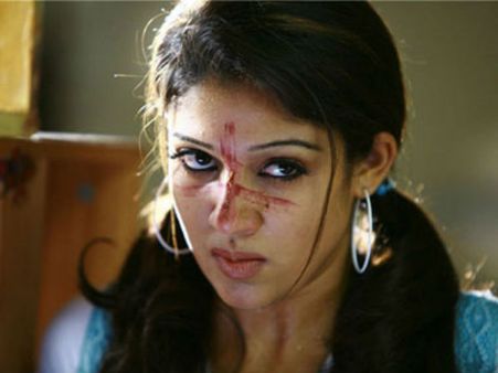 கோபக்கார கிளி நயன்தாராவுக்கு தடை போட்ட ஹைதராபாத் ஸ்டார் ஹோட்டல்கள்?