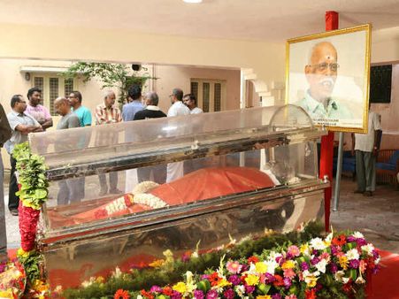 ரஜினி, கமலை வளர்த்துவிட்டவர், இளையராஜாவை அறிமுகம் செய்தவர் பஞ்சு: நடிகர் சங்கம்