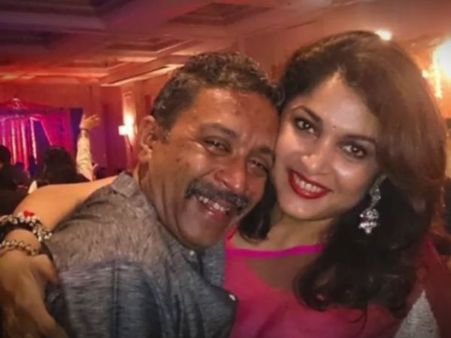 ராதிகா மகள் ரிசப்ஷன்... செல்பியுடன் கும்மாளம்... போதையில் விபத்தில் சிக்கிய அருண்விஜய்- வீடியோ