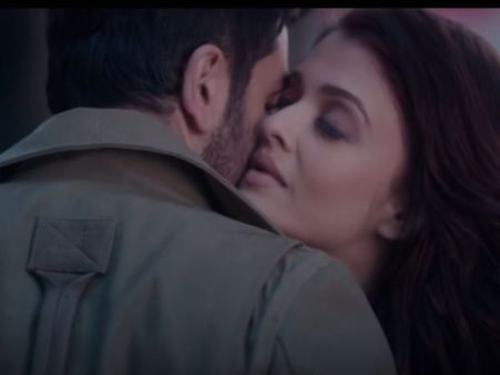 இந்த பொண்ணு என்ன இப்படி நடிச்சிருக்கு: ஐஸ்வர்யா ராய் மீது அமிதாப் கோபம்