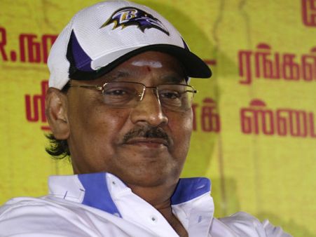 அய்யனார் வீதி படத்தில் ஐயராக நடிக்கும் கே. பாக்யராஜ் - வீடியோ