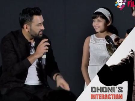 டோணியிடம் கேள்வி கேட்ட சூர்யாவின் சுட்டிக்குழந்தைகள் - வீடியோ