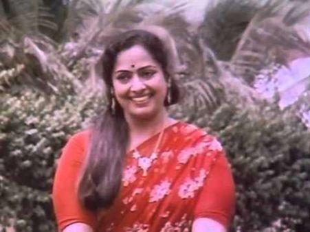 நெஞ்சம் மறப்பதில்லை- 19: புன்னகை அரசி கே.ஆர். விஜயா