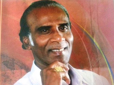 ஆனந்தத் தேன்காற்றுத் தாலாட்டுதே - 3