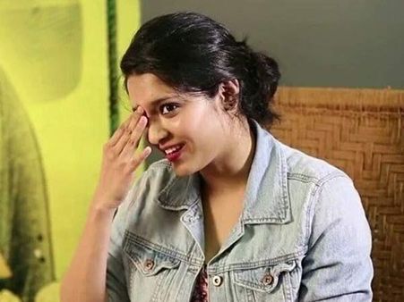 பாக்ஸிங்கை விட நடிப்பதுதான் கஷ்டமாம் ரித்திகாவுக்கு!