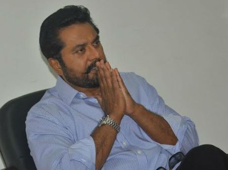 நான் சஸ்பெண்டா?: விஷால் மாதிரியே பேசும் நாட்டாமை சரத்குமார்