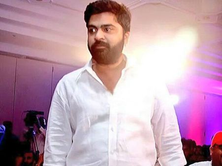 சிம்புவின் கெரியரில் முதல்முறையாக...