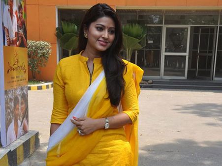 சினேகாவுக்கு பிடித்த நடிகர் யார் தெரியுமா?: 'அவங்க 2' பேரும் இல்லையாம்