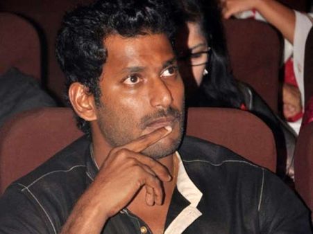 விபத்தில் மரணமடைந்த ஆட்டோ ஓட்டுநர் மகள் கல்விச் செலவை ஏற்றார் விஷால்!