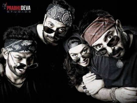 போகன் என்னுடைய கதை... ‘கையில் காயத்துடன்’ ஐசரி கணேஷ் மீது இயக்குநர் ஆண்டனி பரபரப்பு புகார்- வீடியோ