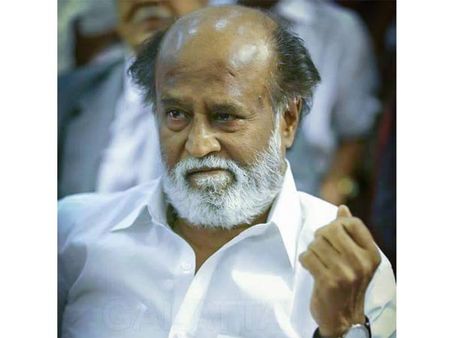 நவம்பர் முதல் வாரம் சென்னை திரும்புகிறார் ரஜினிகாந்த்!