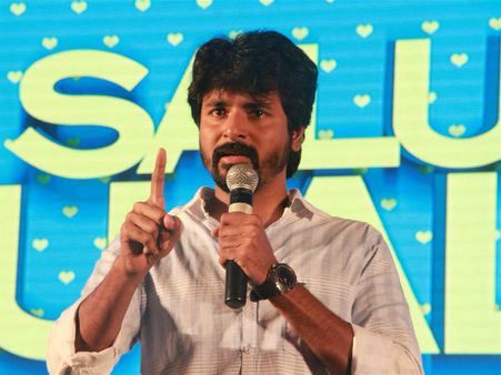 சிவகார்த்திகேயன் இப்படி பொசுக்கு பொசுக்குன்னு அழ 'இவர்' தான் காரணம்