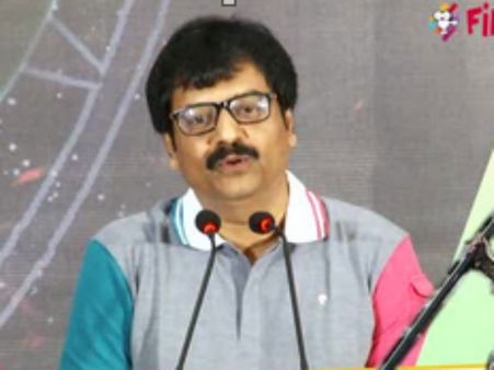 பட புரோமோஷனுக்கு வருவதில்லை... காஷ்மோரா விழாவில் நயனை வம்புக்கு இழுத்த விவேக்- வீடியோ