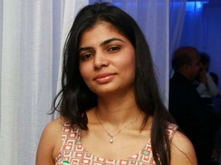 மோடியால் சிங்கார சென்னையில் சிங்கிள் டீக்கு சிங்கியடித்த பாடகி சின்மயி!