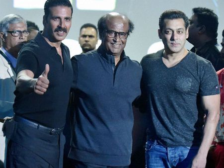 ரஜினி சூப்பர் ஸ்டார் அல்ல... சூப்பர் கேலக்ஸி!- அக்ஷய் குமார்