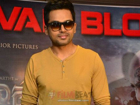 'அவர்' ஹீரோவாக நடித்தால் நான் வில்லனாக ரெடி: கார்த்தி