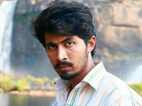 நான் ஒரு ஃபெயிலியர்: இப்படி சொல்ல ஒரு நடிகன் எவ்வளவு நொந்திருக்க வேண்டும்?