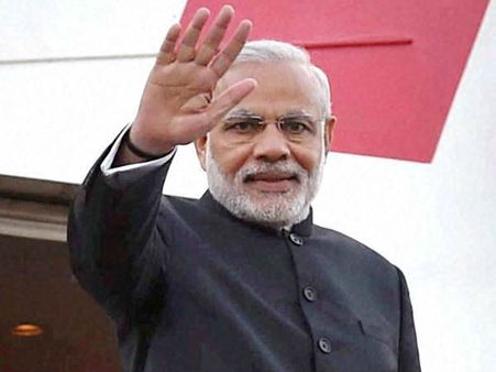 வட போச்சே, மாஸ்ட்ர் ஸ்ட்ரோக், ஹாட்ஸ் ஆப்: மோடியை புகழ்ந்து தள்ளிய கோலிவுட்