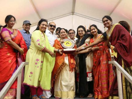 சரோஜா தேவி, சோ ராமசாமி உள்ளிட்ட மூத்த நடிகர்களுக்கு விருது!