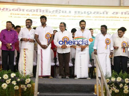 சரத்குமார், ராதாரவி, வாகை சந்திரசேகர் நடிகர் சங்கத்திலிருந்து நிரந்தர நீக்கம்