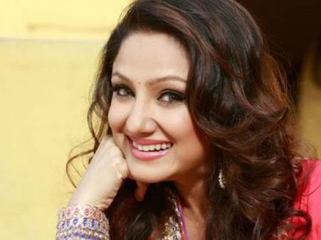 அஜீத் ஹீரோயினுக்கு 'அரிய' பிறந்தநாள் பரிசு கொடுத்த கன்னட சூப்பர் ஸ்டார்