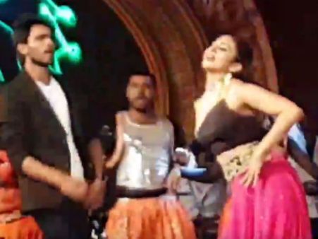 விஷாலுக்கு 'நோ' சொல்லிட்டு ரெட்டி மகள் திருமண விழாவில் ஆடிய நடிகை: சம்பளம் ரூ.1 'சி'