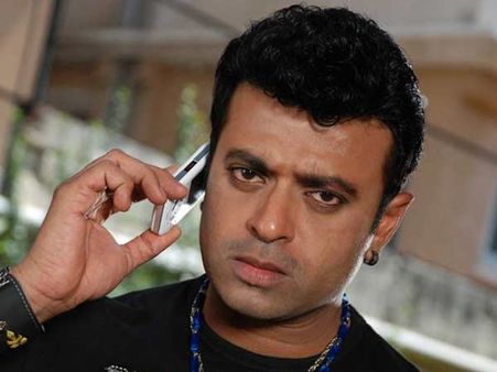 பறவை ரோபோவான ரியாஸ்கான்... 2.ஓ அப்டேட்!