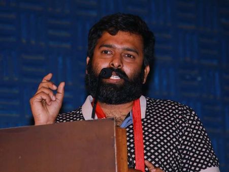 வளர்ந்த வேகத்திலேயே சரியும் சந்தோஷ் நாராயணன்?