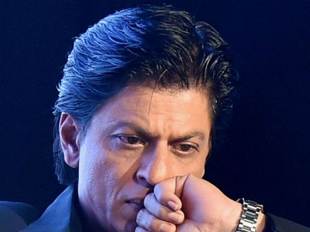 என் குழந்தைகளிடம் செக்ஸ் பற்றி பேச வெட்கம் வெட்கமாக இருக்கு: ஷாருக்கான்