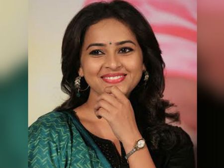 நீங்க ஸ்ரீ திவ்யா ரசிகருன்னா இந்த வீடியோவ கட்டாயம் பார்க்கனும் - வீடியோ