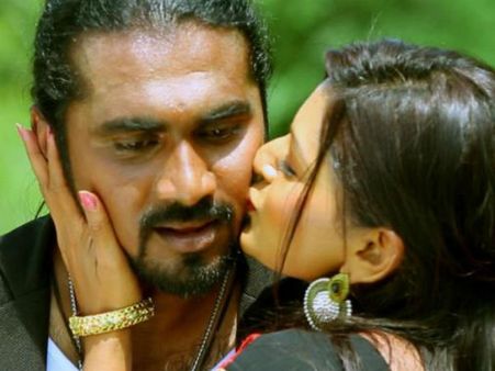 சிறு தயாரிப்பாளர்களை துன்புறுத்தும் ‘சென்சார்’..! துப்பார்க்கு துப்பாய பட இயக்குநர் கொதிப்பு