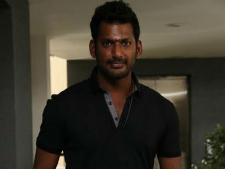 மாநகராட்சிப் பள்ளியில் குழந்தைகள் தினம் கொண்டாடிய விஷால்!