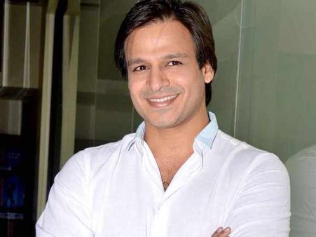 அஜித் அண்ணாவுடன் நடிக்கிறேன்.. ‘தல 57’ ரகசியத்தை போட்டுடைத்தார் விவேக் ஓபராய்!