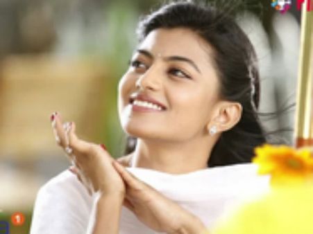 அவள் அப்படி ஒன்றும் அழகில்லை, ஆனால்...: கயல் ஆனந்தியின் போட்டோஷூட் வீடியோ