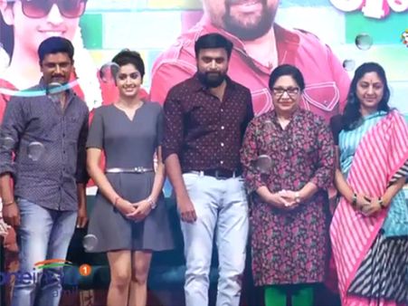 பலே வெள்ளையத்தேவா... சசிகுமாருக்கு சங்கிலி முருகன் பாராட்டு - வீடியோ