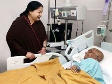 'அம்மா', அச்'சோ'ன்னு கிடக்கும் தமிழ் திரையுலகம்