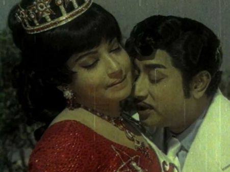 நடிகர் திலகம் கண்டெடுத்த விலைமதிப்பில்லாத மாணிக்கம் ஜெயலலிதா