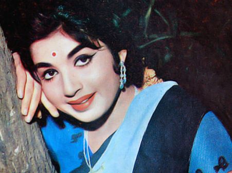 1965-80 வரை அதிக சம்பளம் வாங்கிய இந்திய நடிகை ஜெயலலிதா: வியக்கும் பாடகி சின்மயி