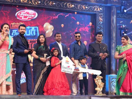 ஜீ தமிழ் டிவியில் ஜூனியர் சூப்பர் ஸ்டார் பட்டம் பெற்ற யுகேஜி மாணவன் அஸ்வந்த்