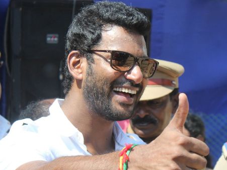 ஏழரையை கூட்டும் நெட்டிசன்கள்: அதிரடி முடிவு எடுத்த விஷால்