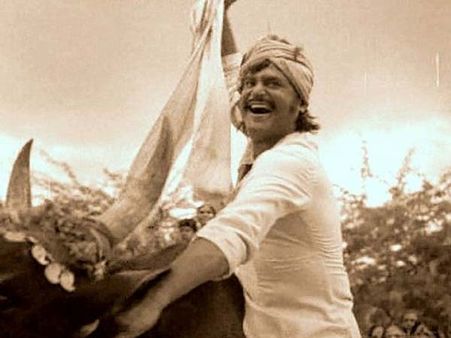 ஜல்லிக்கட்டு குறித்து 