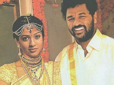 விக்கி கோபமாக இருக்கும்போது மீண்டும் உலாவும் நயன், பிரபுதேவாவின் 'அந்த' போட்டோ