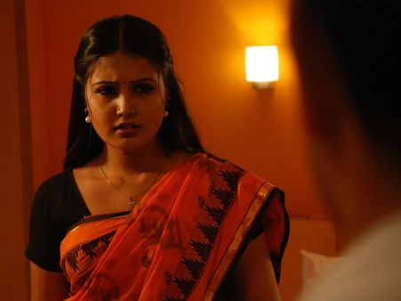 சென்னையில் ஏன் பாலியல் தொழிலை சட்டப்படி அனுமதிக்கக் கூடாது?: புரியாத புதிர் தயாரிப்பாளர்