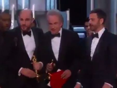 ஆஸ்கர்காரன் செமயா அசிங்கப்பட யார் காரணம் தெரியுமா?