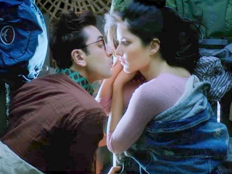 என்னாது 29 ஆ...: இந்த செய்தியை கேட்டு இப்பவே கண்ணை கட்டிப் போய் கிடக்கும் ரசிகர்கள்