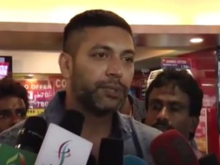 வெளியான முதல் நாளே வெற்றியைக் கொண்டாடிய 'போகன்' ஜெயம் ரவி!