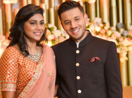 7 ஆண்டுகள் காதலித்த தொழில் அதிபரை மணந்த 'சொப்பன சுந்தரி' மனிஷா