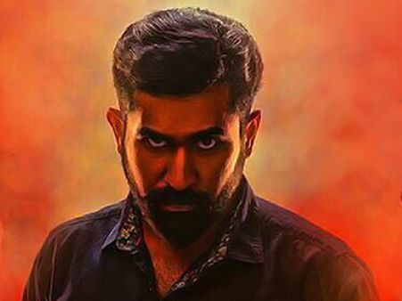 'அரசியல்வாதி' விஜய் ஆன்டனியின் எமனுக்கு யு!